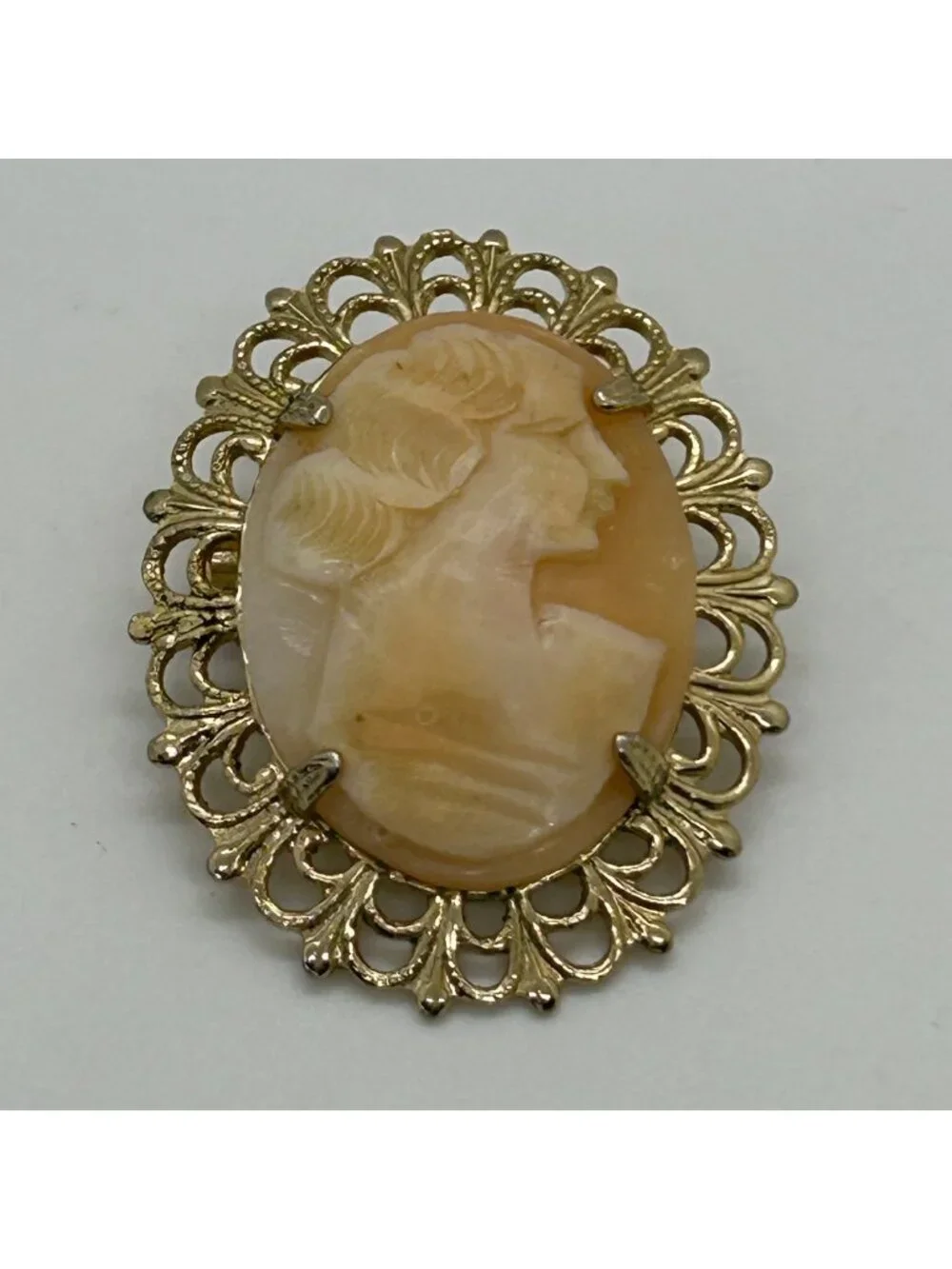 Coro Shell Cameo Brooch Gold-Tone Oval 1.5 Inches 1950s Vintage Jewelry